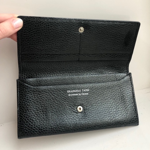 Relisted - Shanghai Tang Black/Red Star Leather Wallet - Picture 2 of 6